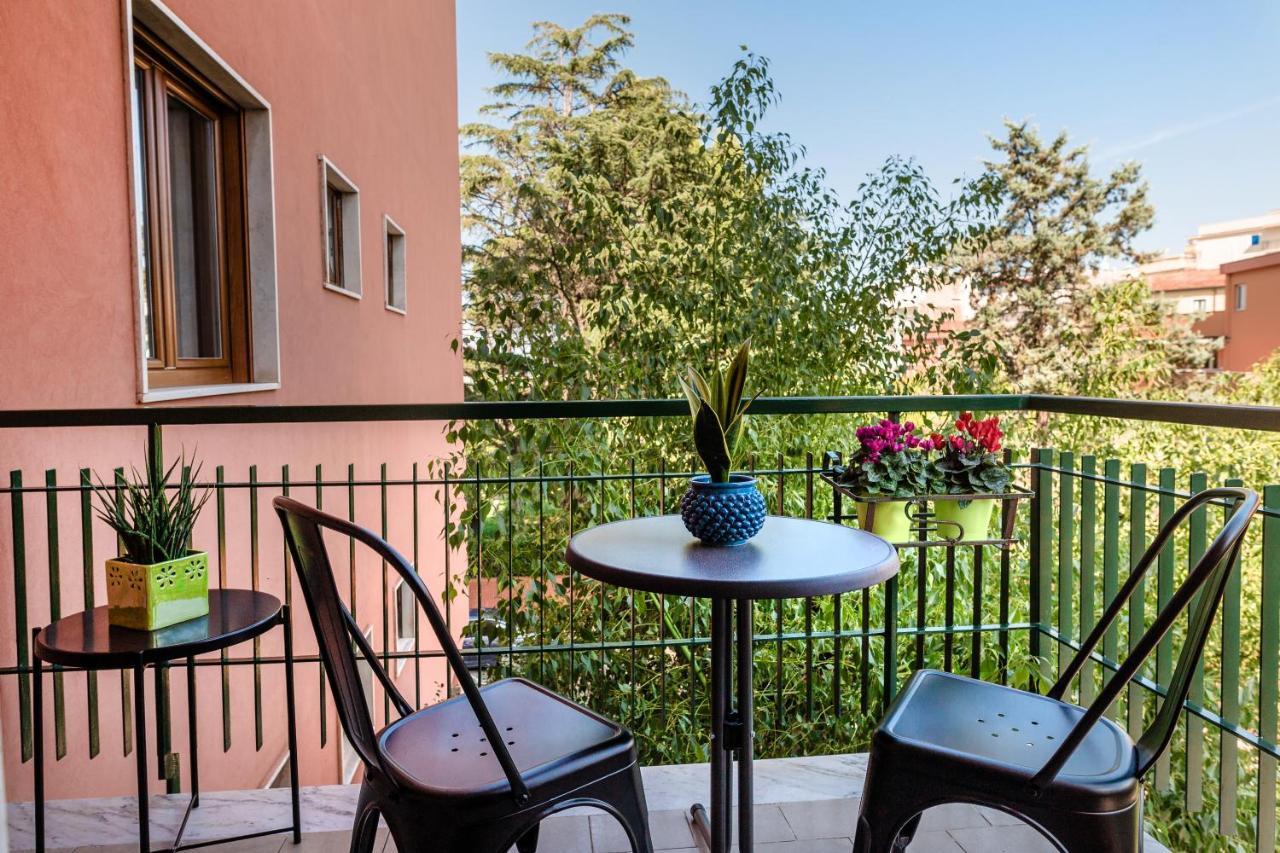 Mako Sorrento Suites Ngoại thất bức ảnh