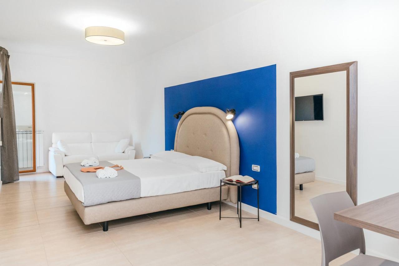 Mako Sorrento Suites Ngoại thất bức ảnh