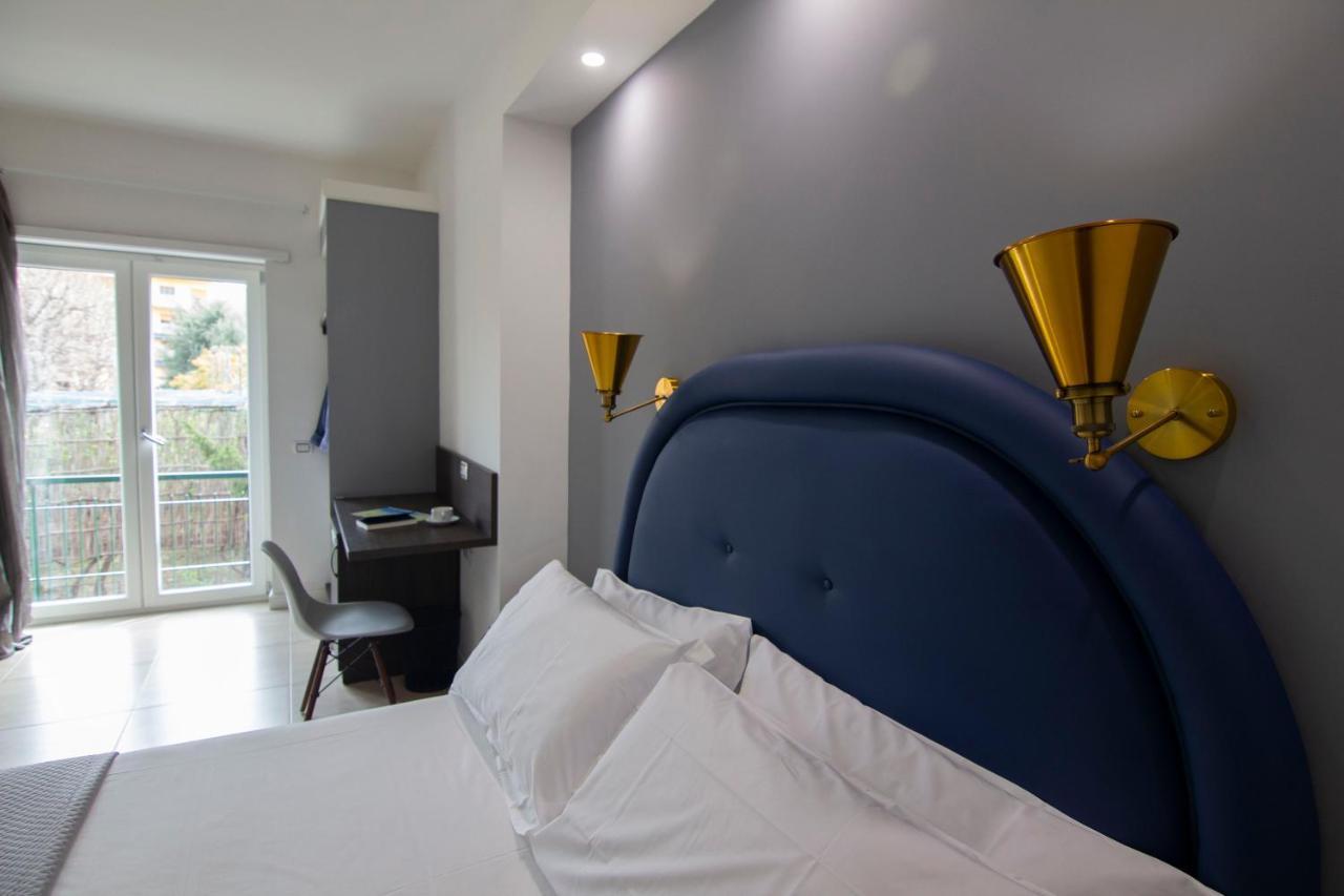 Mako Sorrento Suites Ngoại thất bức ảnh
